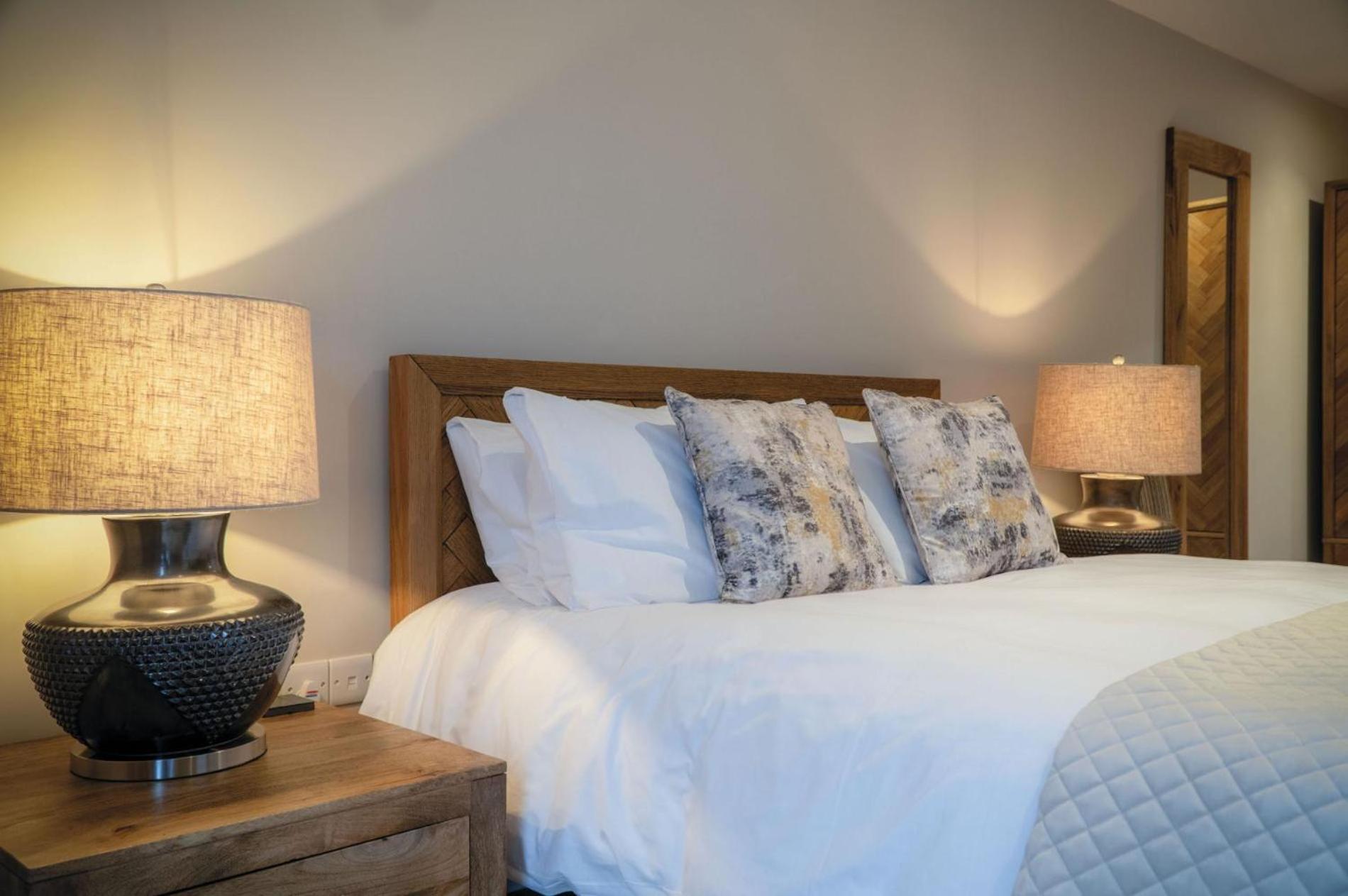 Suite 1 - Sleeping Giant Hotel - Pen Y Cae Inn Brecon Exteriör bild
