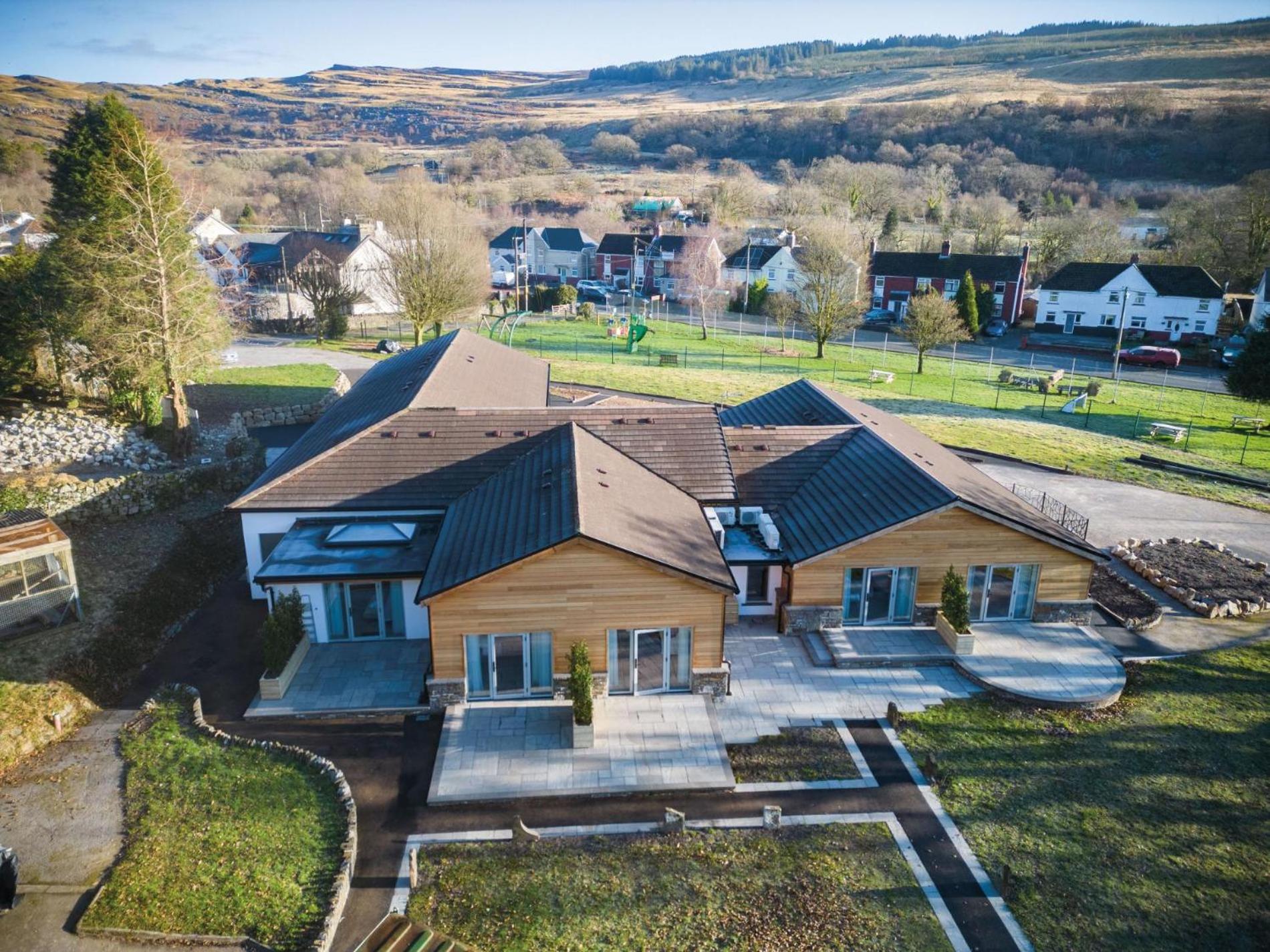 Suite 1 - Sleeping Giant Hotel - Pen Y Cae Inn Brecon Exteriör bild